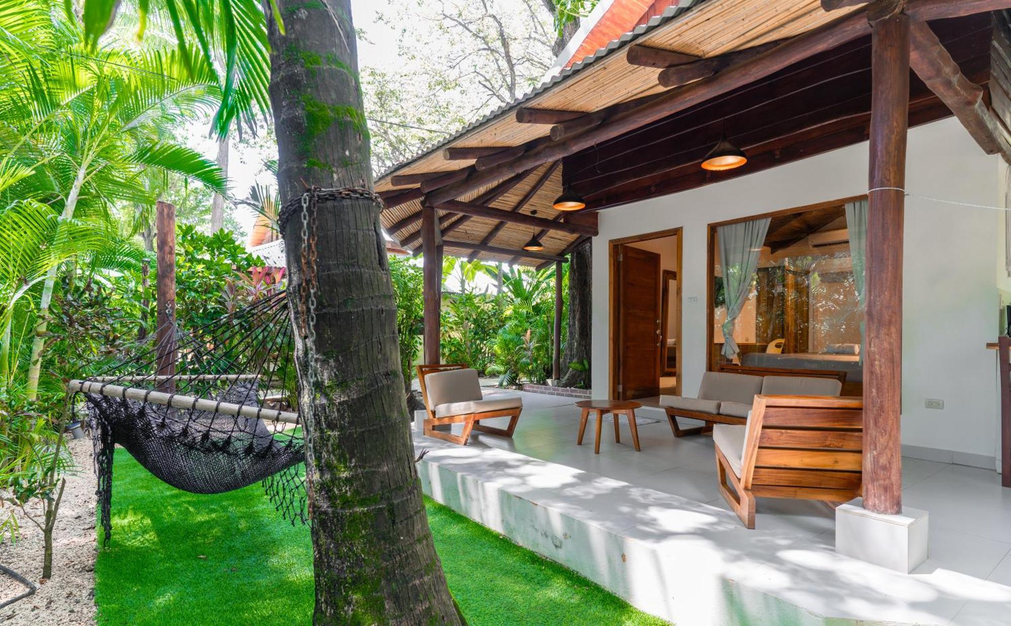 Banana Beach Bungalows Playa Santa Teresa (Puntarenas) Exterior foto
